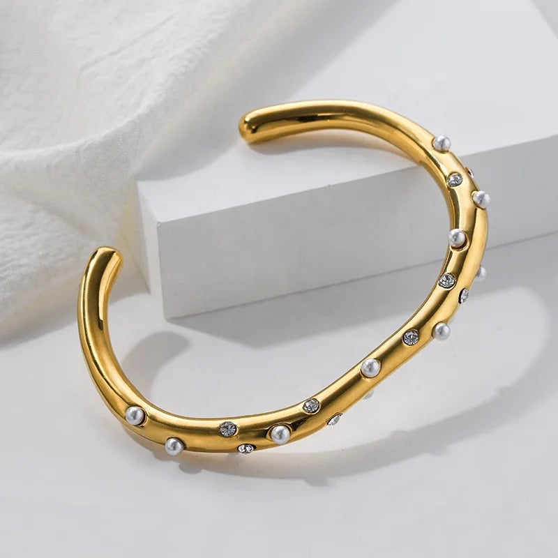 Mimi Signature Bangle 18k gold plated