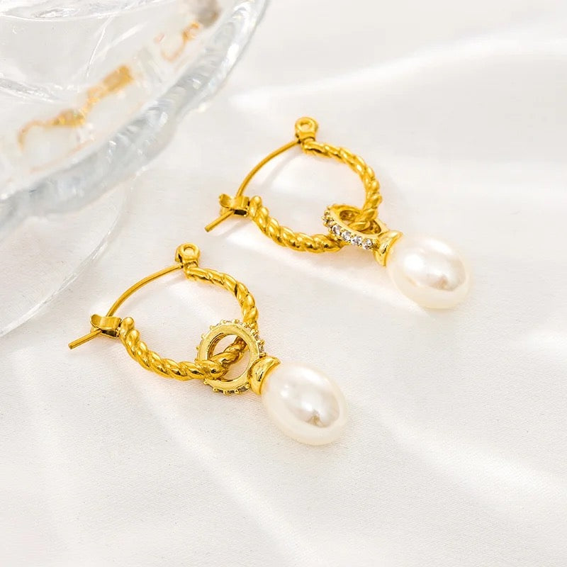 18k gold plated freshwater drop pearl earrings