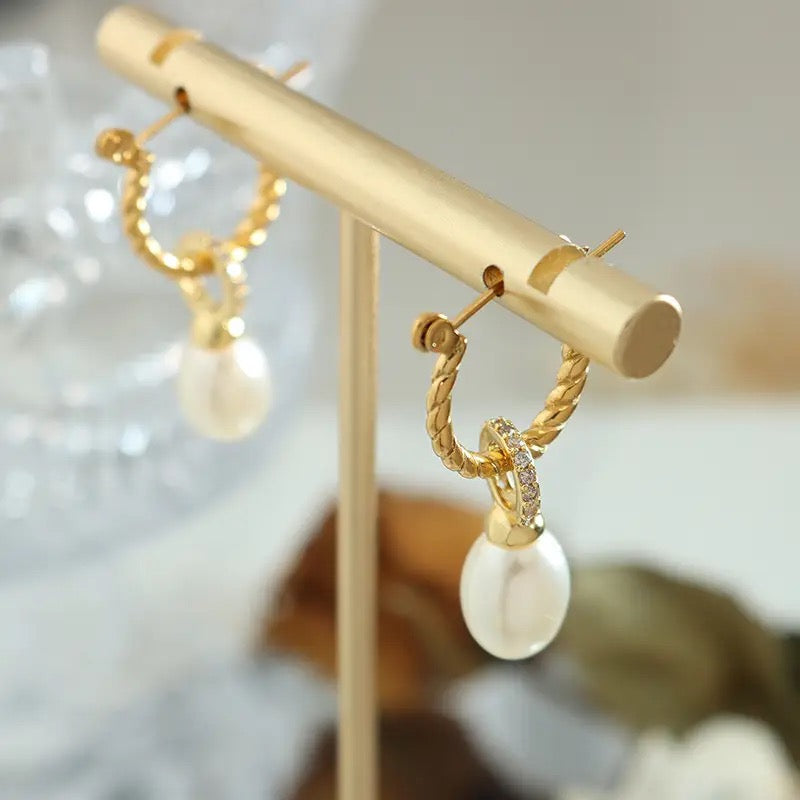18k gold plated freshwater drop pearl earrings